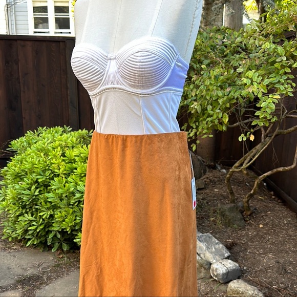 Brochu Walker The Hallie Vegan Suede Slip Skirt - camel - Picture 10 of 12